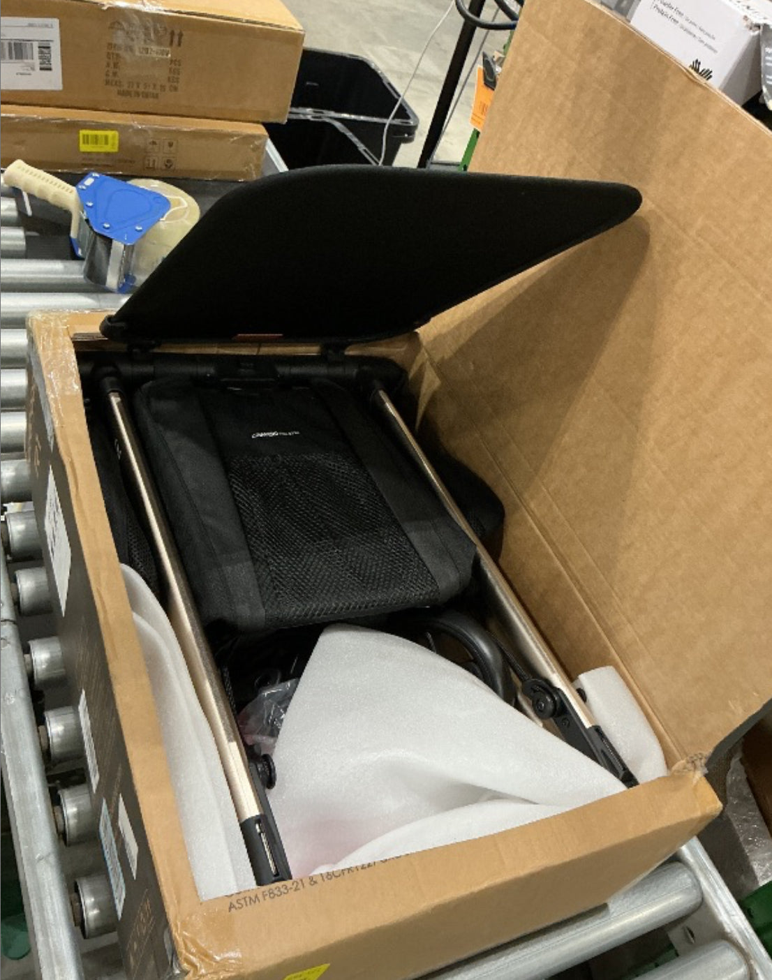 Beberoad Love R1 Auto-Folding Ultra Lightweight Travel Stroller for Airplane, Small Compact Strollers for Babies and Toddlers Aged 6-36 Months, Only 11.5 lbs, Can Combine into a Double Stroller, Black