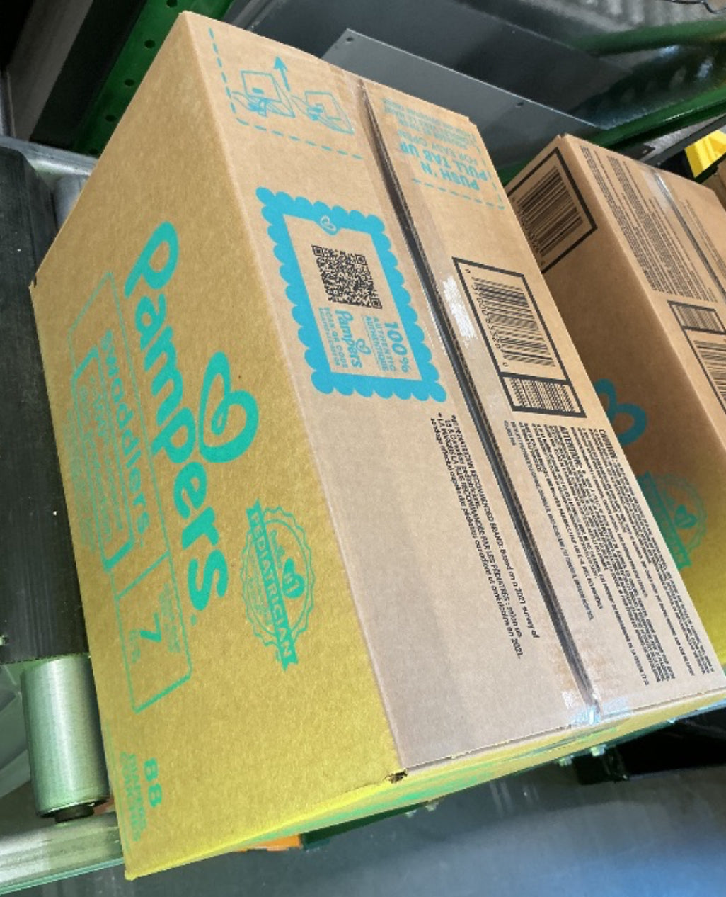 Pampers Swaddlers Diapers, Size 7 (26-50 Lbs), 88 Count, Absorbent, Keeps Baby Dry And Comfortable, Skin Safe Disposable Baby Diaper (Packaging May Vary)