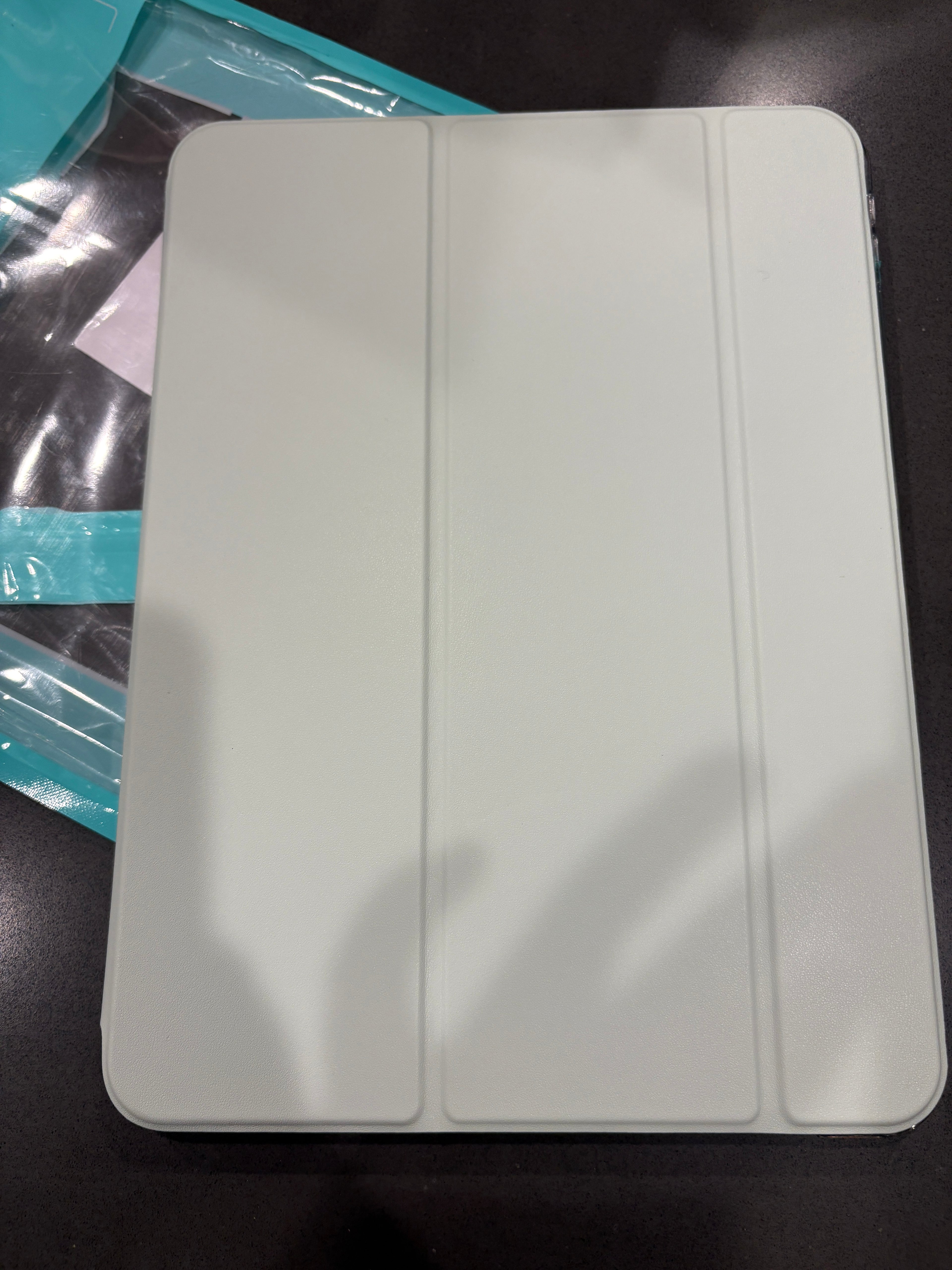 iPad case (unknown generation )