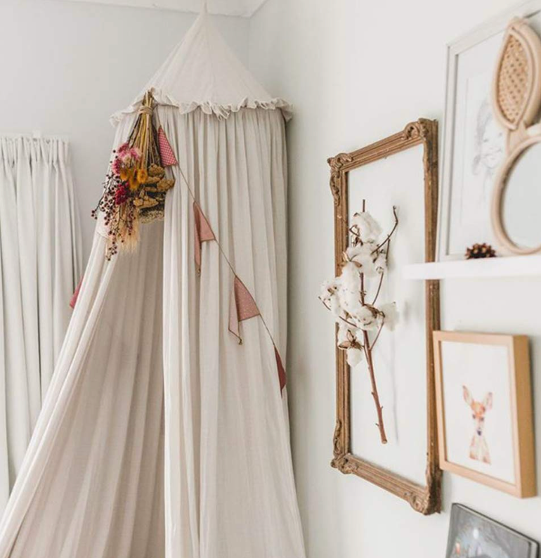 IBIZA VIBE MAMERIA Kids Bed Canopy with Frills Cotton Hanging Tent Curtain Net for Reading Nook Hideaway Bedding Play Room Decor (Beige)