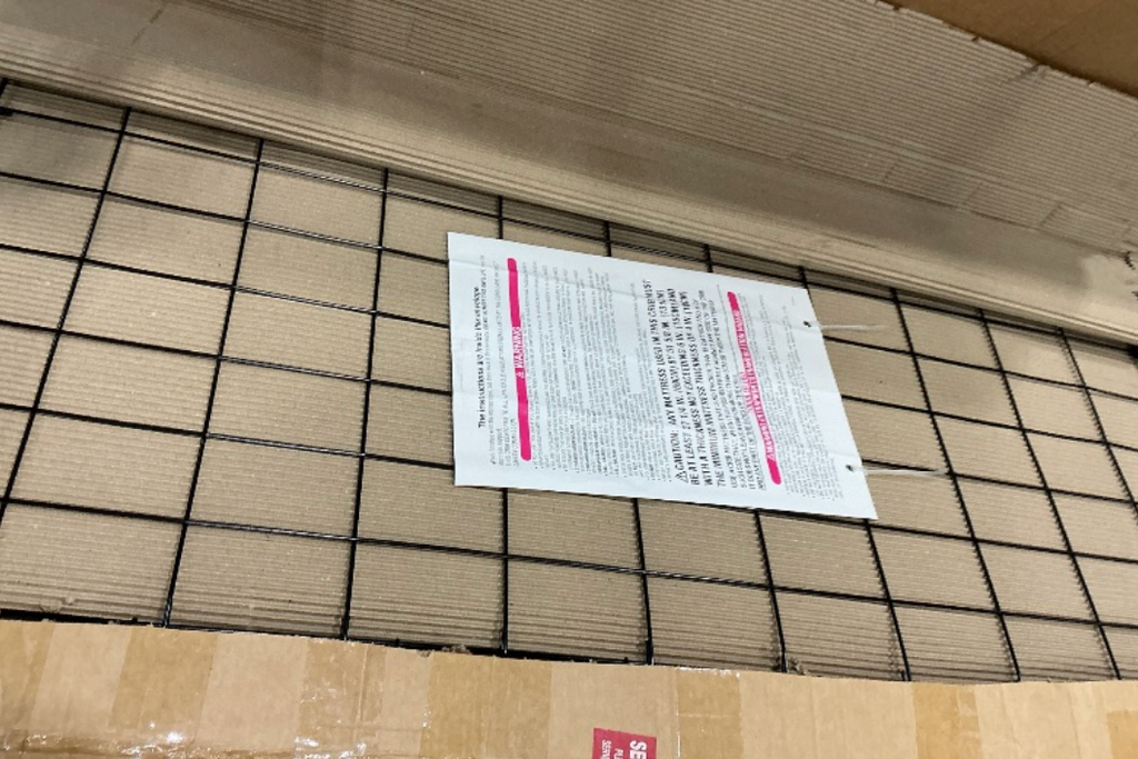 Graco Tristan 5-in-1 Convertible Crib with Drawer (White) – GREENGUARD Gold Certified, Fits Standard Crib Mattress, Premium Handle, Converts to Toddler Bed, Daybed, and Full-Size Bed